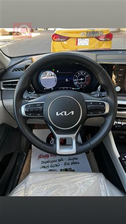 كيا K5